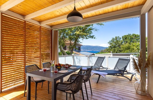 Brzac House | Beautiful (sta)caravan in Glavotok with WiFi