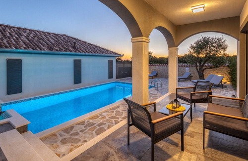 Murvica Villa | Beautiful Villa Dalmatinka