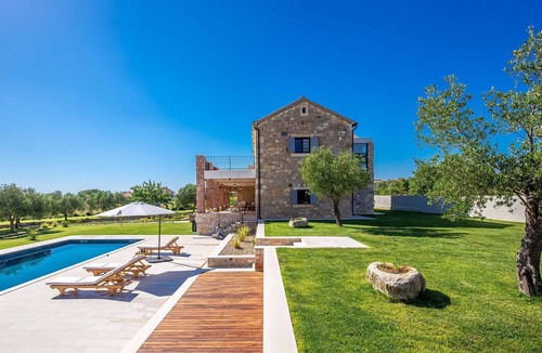 Murvica Villa | Beautiful Villa Emilio