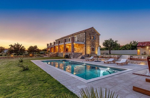 Murvica Villa | Beautiful Villa Emilio