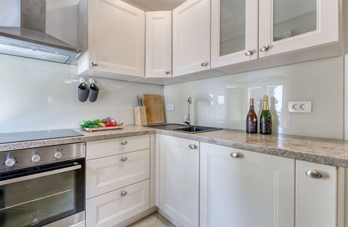 Volosko House | Beautiful villa for 8 people with WIFI, A/C, TV, terrace and pets allowed