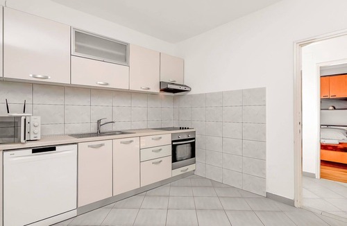 Pokrivenik House | Beautiful villa for 6 people with WIFI, A/C, TV, terrace and pets allowed
