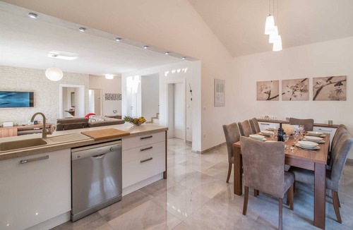 Pinezici House | Beautiful villa LAURA with private pool