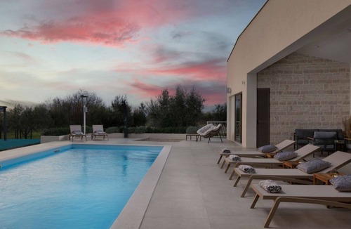 Murvica Villa | Beautiful Villa Olive Grove