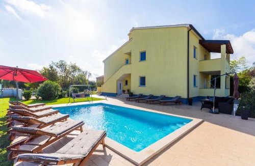 Valbandon Villa | Beautiful villa Rampic with private pool near the beach in Fazana