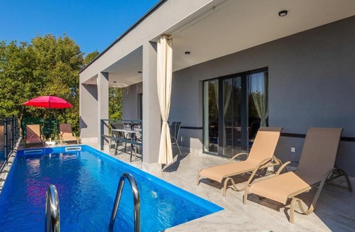 Sveti Martin Villa | Beautiful Villa Rhapsody with pool in Buzet