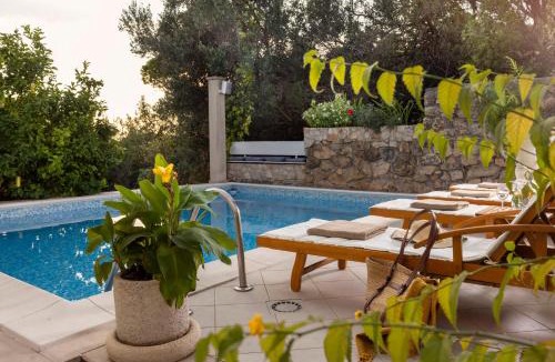 Gornji Kono Bed & Breakfast | Bed and Breakfast Villa Klaic