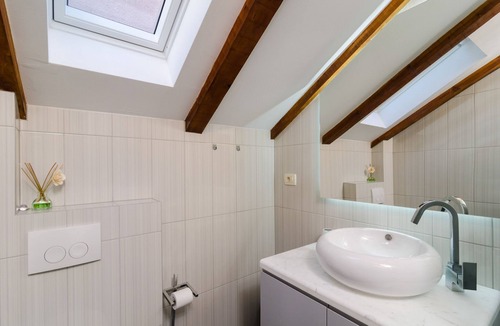 Mali Ston House | Bed&Breakfast Sorgo Palace- Comfort Double or Twin Room with City Walls View (Emerald)