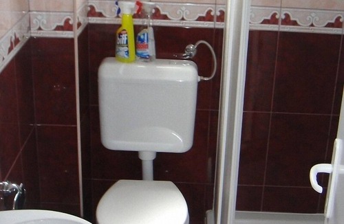 Poljica Apartment | bedroom: double rooms; double bed; laminated wood flooring