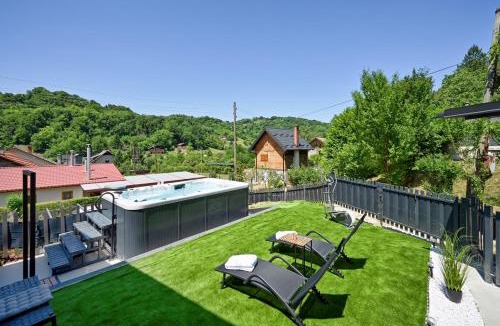Sveti Kriz Zacretje House | Black Pearl 5 stars Holiday House
