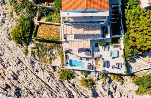 Gorica Villa | Blue Views Villa with Heated Pool and Jacuzzi