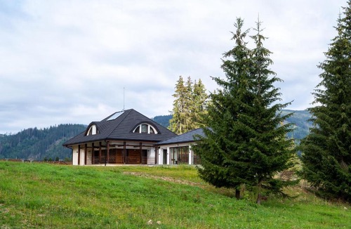 Neagra Sarului Ski Chalet | BlueCloud Chalet
