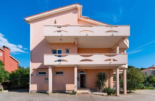 Zrce Apartment | BonVie Apartments in Center B3