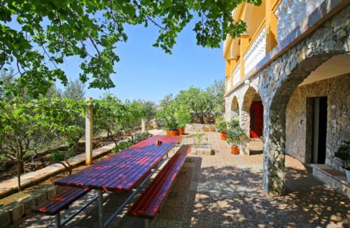 Tribanj Apartment | Boutique Apartment in Tribanj with Terrace