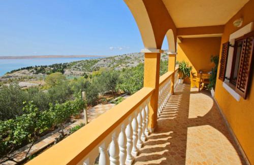 Tribanj Apartment | Boutique Apartment in Tribanj with Terrace