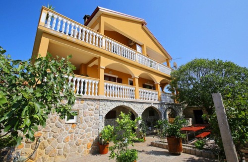 Tribanj Apartment | Boutique Apartment in Tribanj with Terrace