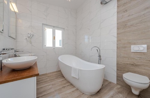 Mandre Apartment | Bozi, luxury penthouse with jacuzzi