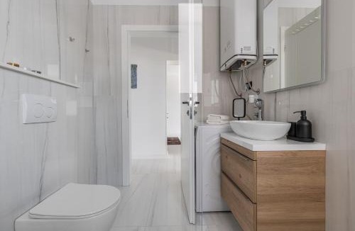 Vinjerac Apartment | Brand new apartment with a private pool by the sea, Vinjerac near Zadar