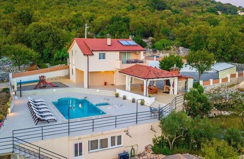 Nova Sela Villa | Brand new countryside villa with heated pool, 30 min from the coast