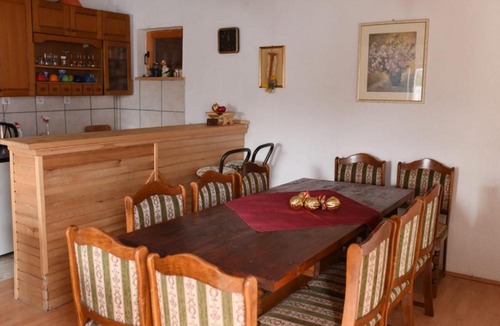 Canton 10 Ski Chalet | Brano