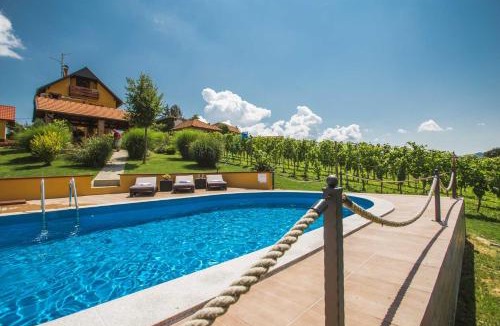 Jalzabet House | Bregec Rural House