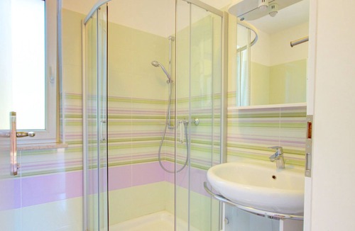 Truske Apartment | Bright Apartment in Truske Slovenia with Shared Pool