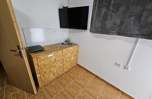 Osijek Apartment | Budget Apartment LeLo Centar 5