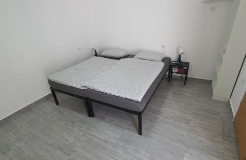 Osijek Apartment | Budget Apartment LeLo Center 4