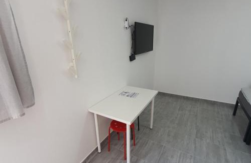 Osijek Apartment | Budget Apartment LeLo Center 4