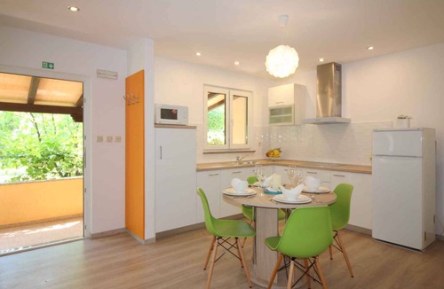 Vrvari House | Bungalow with pool and air conditioning