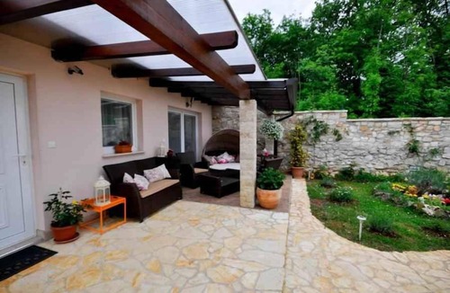 Murine House | Bungalow with terrace and barbecue facilities