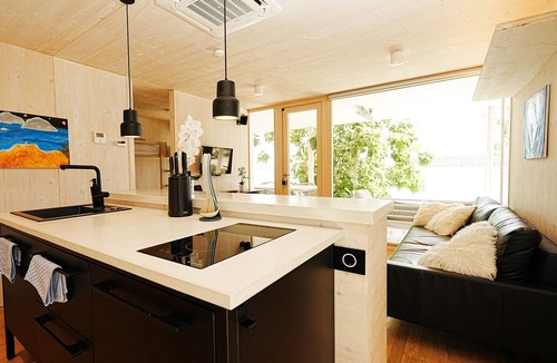 Drage House | BUQEZ Beach Villas 81 & 28 – Side by side