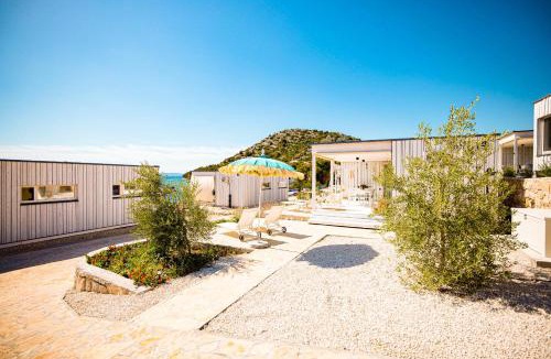 Drage House | BUQEZ ECO RESORT - Beach Villa 12 - Nice view