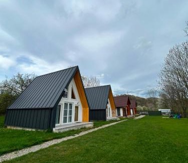 Brebu Manastirei Cabin | Căsuțele H - Cabane A-Frame, Ciubăr, Cheile Doftanei