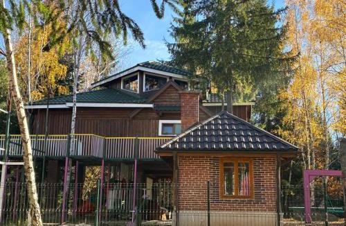 Calatele House | Cabana din padure si casutele din copac Belis