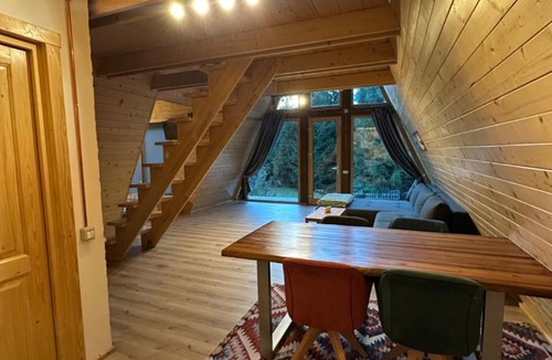 Covasna Cabin | CabanA mică Comandău