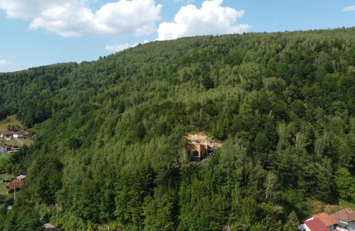 Bulz House | Cabana207 - Private Mountain Cabin with Hot Tub