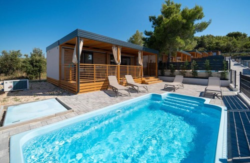 Nevidane Other | Camping Nevia