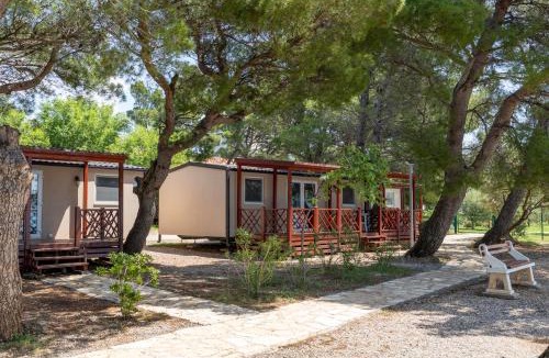 Starigrad Resort | Camping Paklenica