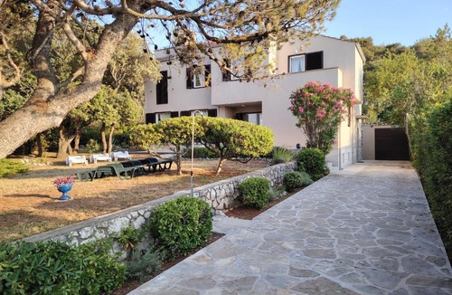 Ugljan Villa | Captain's Beach House