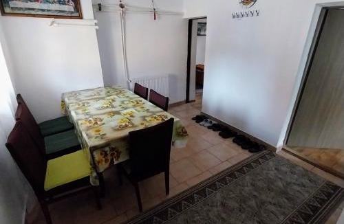 Novaci House | CASA ANDREEA