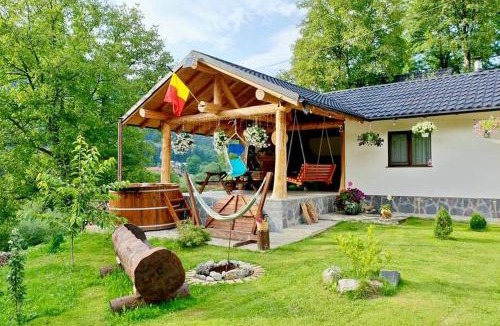 Borca House | Casa Axa