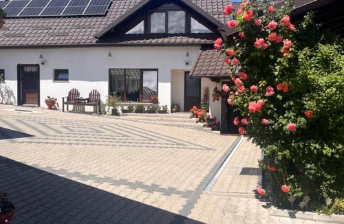 Sadova House | Casa de pe Deal