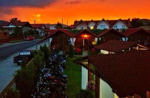 Albestii Paminteni House | Casa de vacanța Valea Argesului