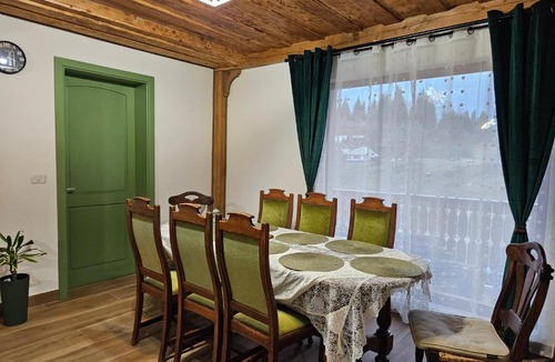 Garda de Sus Ski Chalet | Casa din fagi