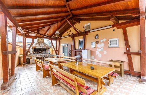 Kosinozici House | Casa Etruscana - Ferienhaus mit Privatem Swimmingpool und Überdachter Grillterra