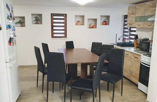 Tesila Villa | Casa La Doi Papuci Valea Doftanei. Escape the noise. Discover real peace.