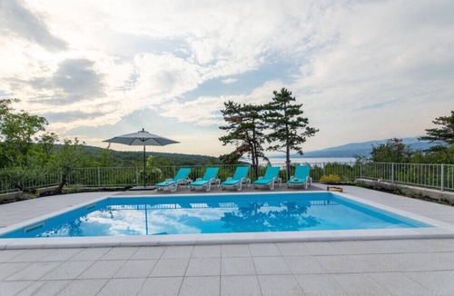 Silo Villa | Casa Oliva by Villas Guide