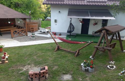 Poiana Teiului House | Casa Poiana Largului