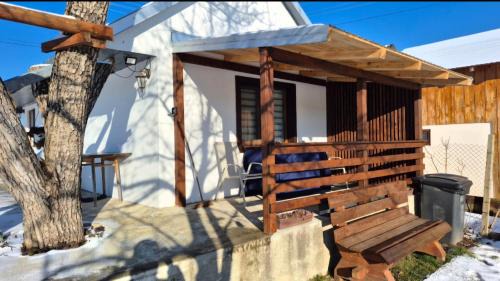 Rasca House | Casa primitoare in inima naturii si padurii